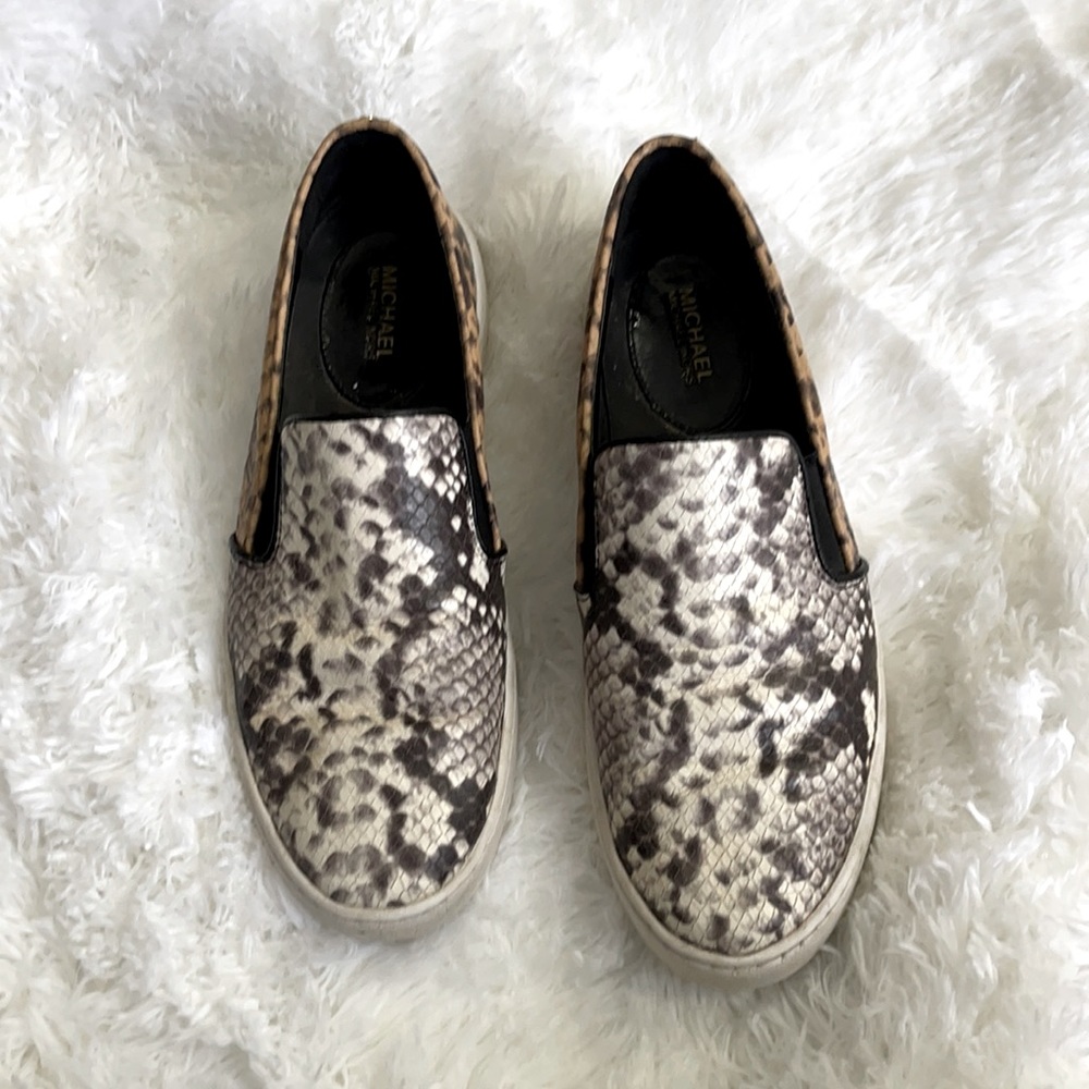 Michael kors slip on size 9
